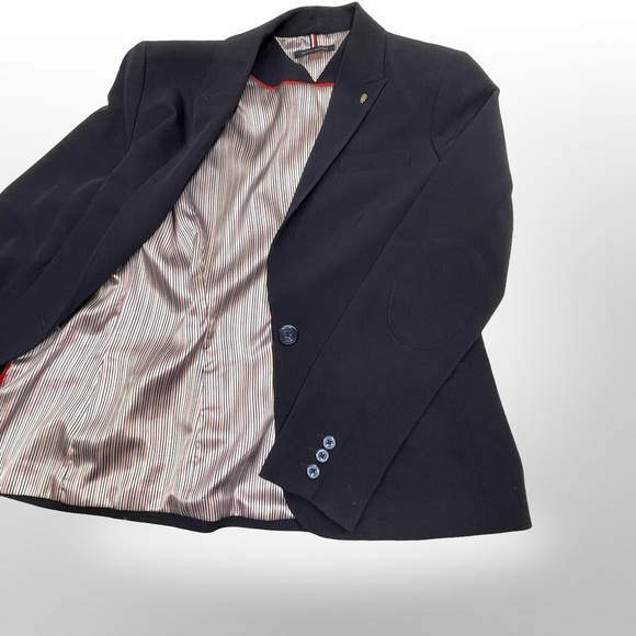 Elegant Tommy Hilfiger Navy Women's Blazer - size 6 - Picture 3 of 8